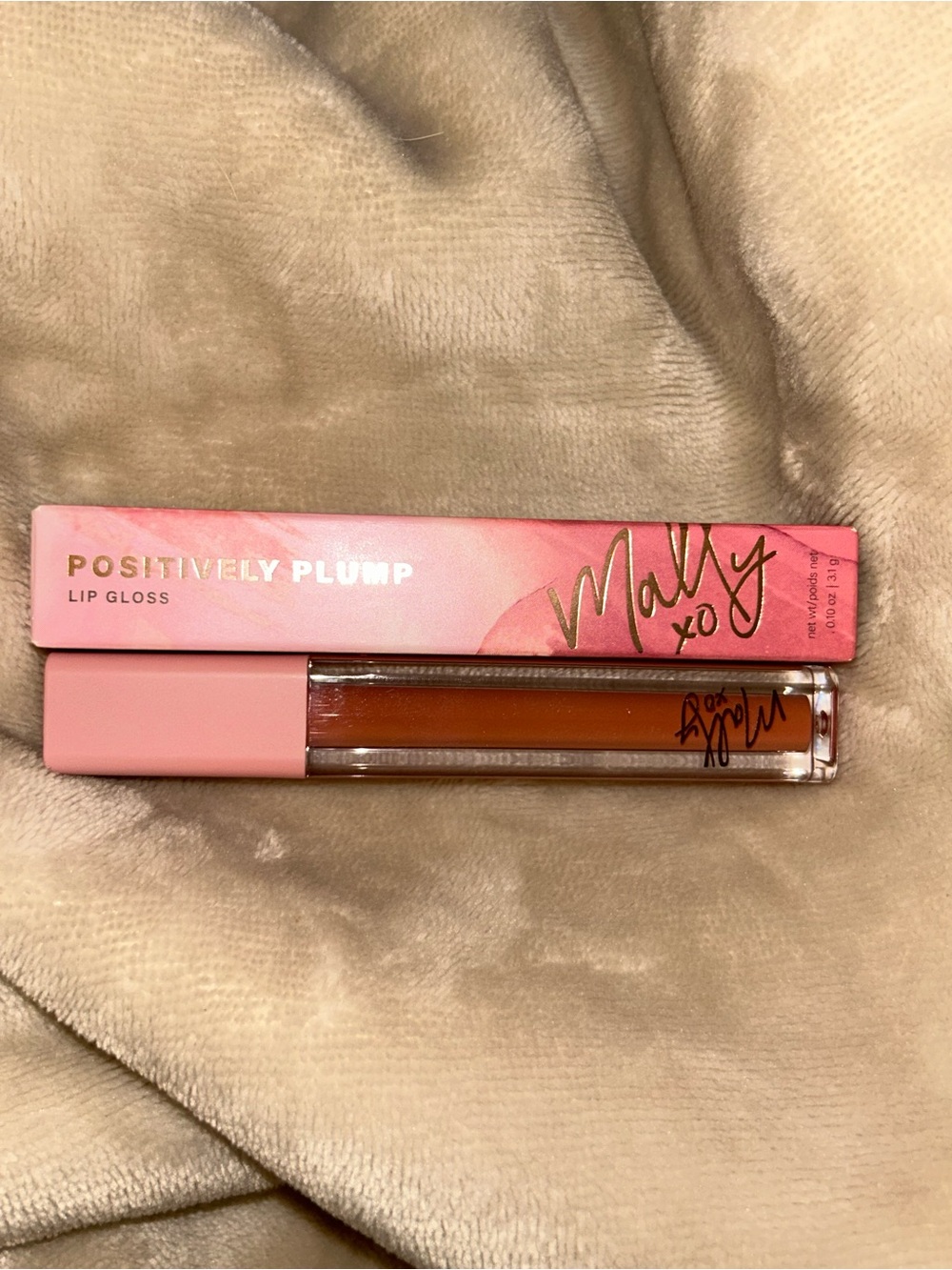 MALLY BEAUTY POSITIVELY PLUMP LIP GLOSS-PEACH PARFAIT (Full size)